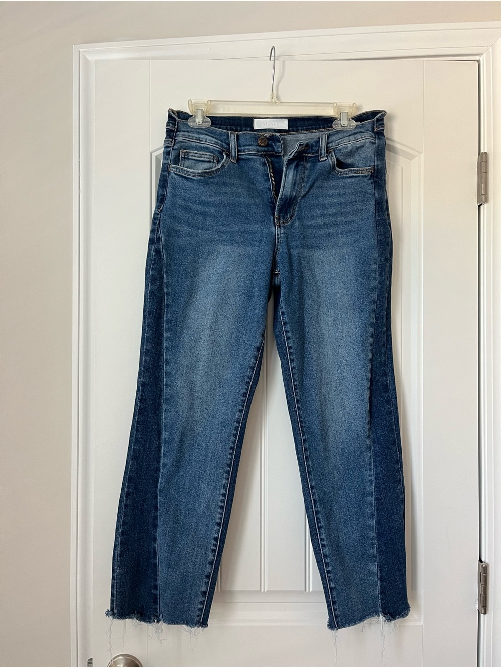 Women's Two-Tone Dark Wash Cropped Jeans